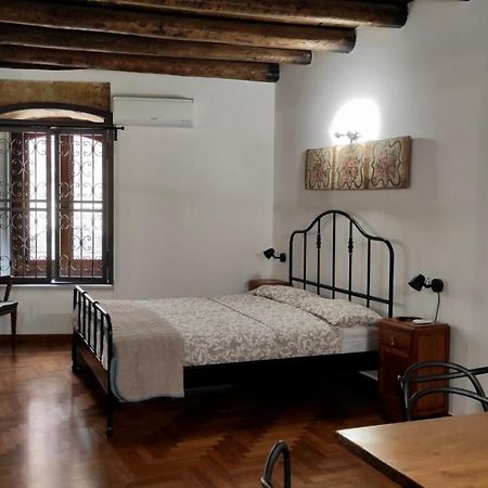 Cathedral Sweet Home Palermo Luaran gambar